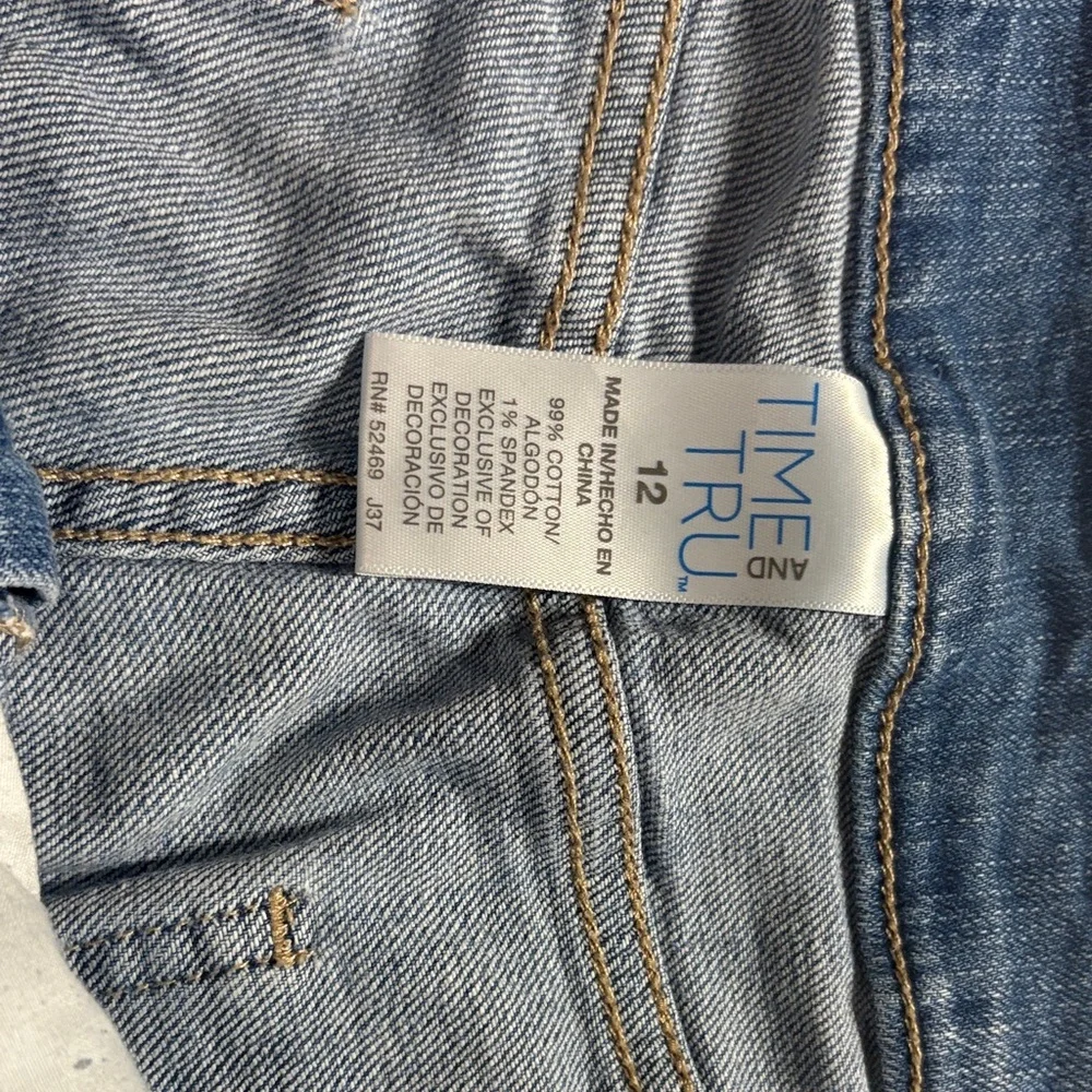 Time and Tru Light Blue Distressed Women's Jeans - Picture 3 of 8